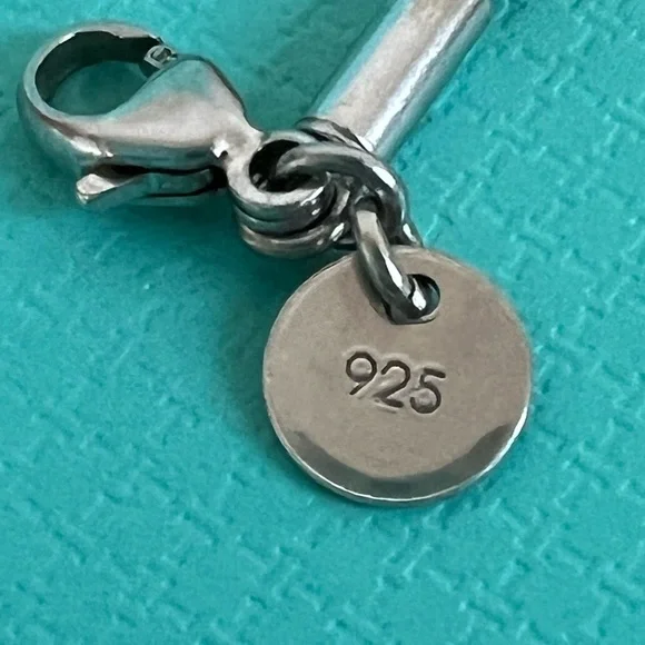 🔴Authentic TIFFANY & CO White Bone RTT Heart Pendents Necklace 🔴